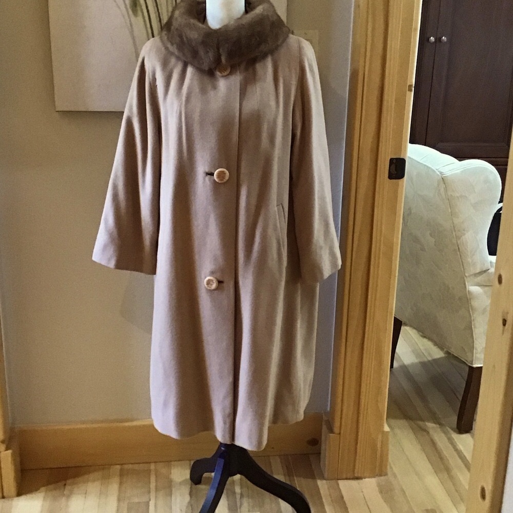 Vintage Cashmere Coat with Mink Collar